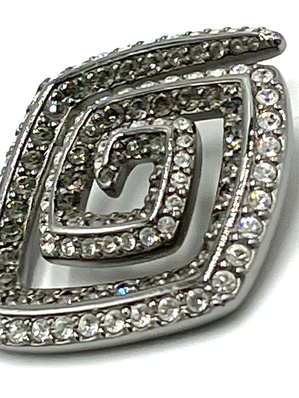 Swarovski excellent please
